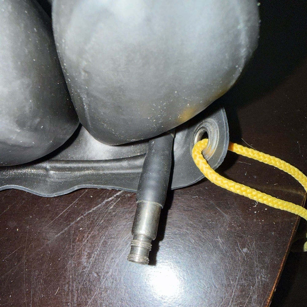 ROHO QUADTRO Select HIGH Profile Cushion - 16.00" x 17.00" x 4.25" - Picture 4 of 13